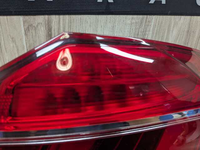 15-19 OEM BMW F16 F86 X6 X6M Rear Right Passenger Outer Quarter Stop Tail Light