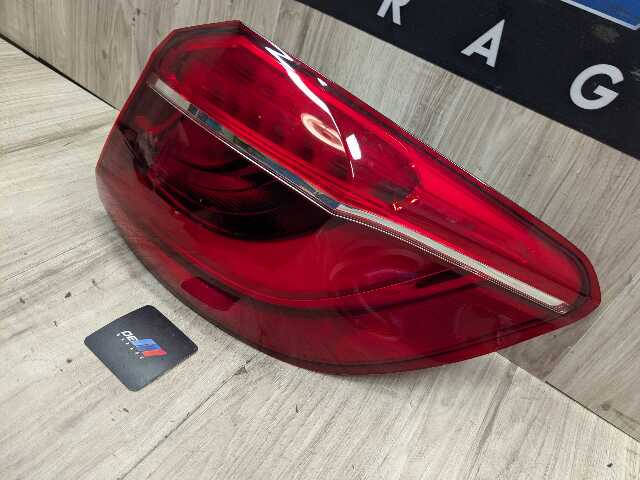 15-19 OEM BMW F16 F86 X6 X6M Rear Right Passenger Outer Quarter Stop Tail Light