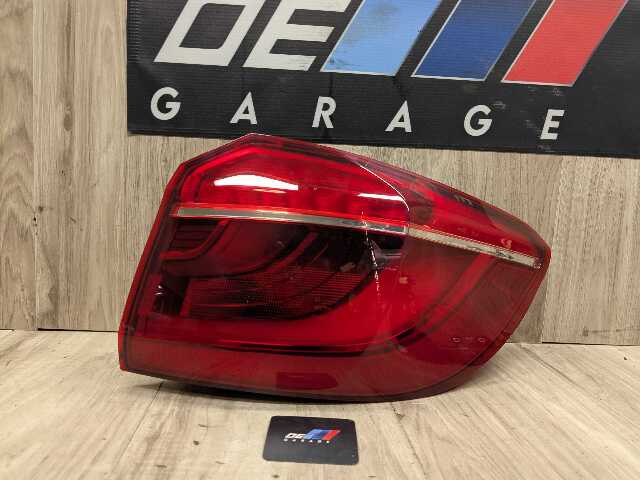 15-19 OEM BMW F16 F86 X6 X6M Rear Right Passenger Outer Quarter Stop Tail Light