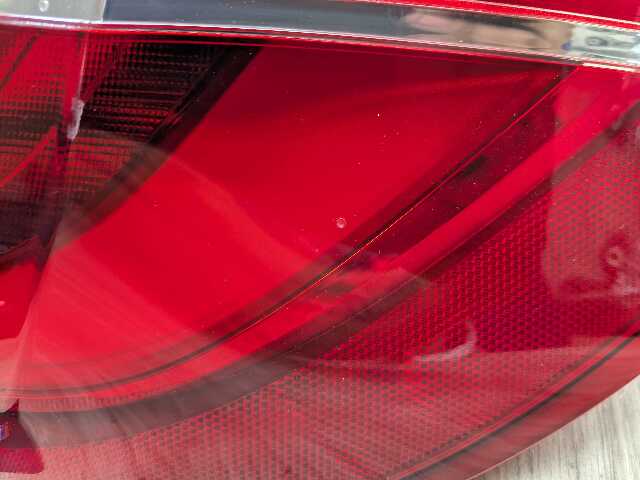 15-19 OEM BMW F16 F86 X6 X6M Rear Right Passenger Outer Quarter Stop Tail Light