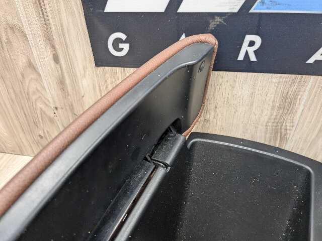 14-19 OEM BMW F15 F16 X5 X6 Front Center Console Arm Rest Leather TERRA