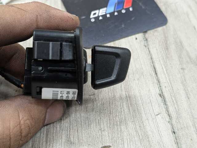 14-19 OEM BMW F15 F16 F85 F86 X5 X6 Steering Column Adjustment Control Switch