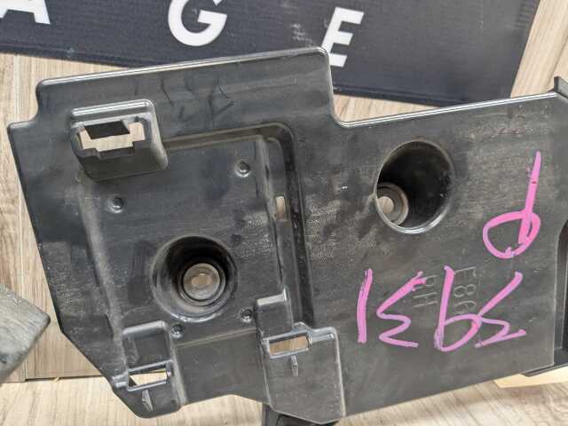 15-18 OEM BMW F86 X6M Rear Right Passenger Bumper Support Brackets Mounts Guides