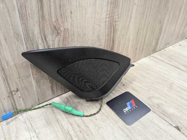 08-13 OEM BMW E88 E82 128 135 Front Left Driver Door Tweeter Speaker Cover
