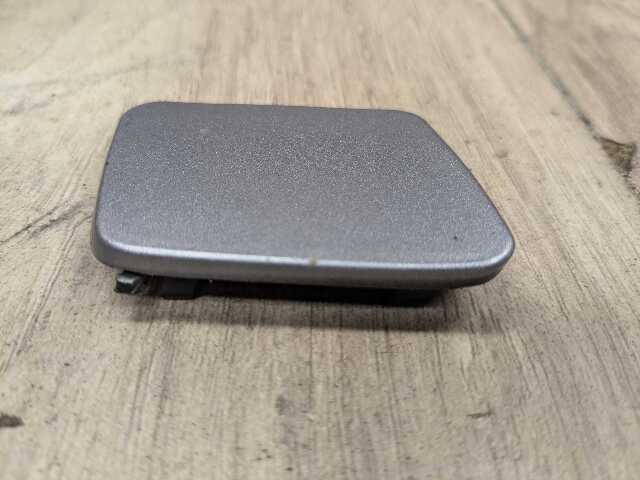 OEM BMW E82 E88 Front Bumper Left Drive Side Nozzle Washer Cover Blue 896