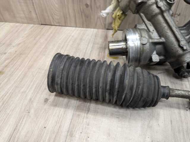 06-13 OEM BMW E88 E90 E92 E93 RWD Power Steering Gear Rack and Pinion L5