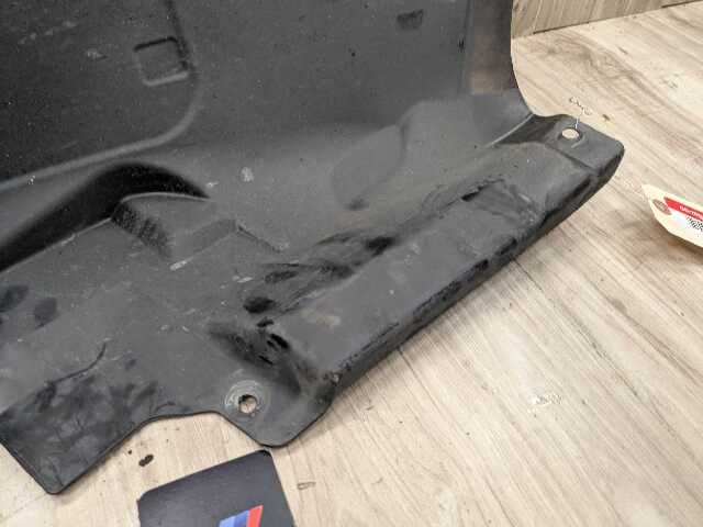 OEM BMW E82 E88 128 135 M SPORT Left Driver Fender Liner Wheel Splash Shield