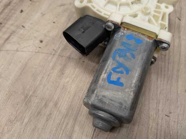 OEM BMW F25 F26 F15 F16 F85 F86 X3 Rear Left Driver Side Window Lifter Motor
