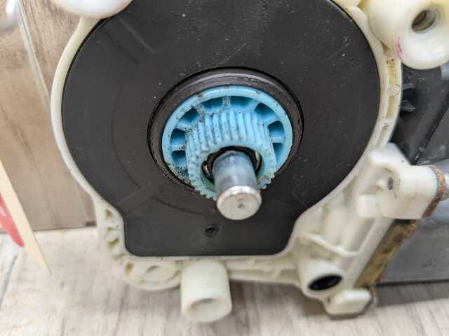 OEM BMW F25 F26 F15 F16 F85 F86 X3 Rear Left Driver Side Window Lifter Motor