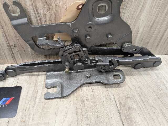 OEM BMW F15 F16 F85 F86 X5 X6 Left Right Hood Hinge Support Bracket SET