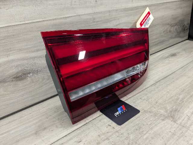 14-18 OEM BMW F15 F85 X5 X5M Rear Left Driver Side Trunk Inner Stop Tail Light