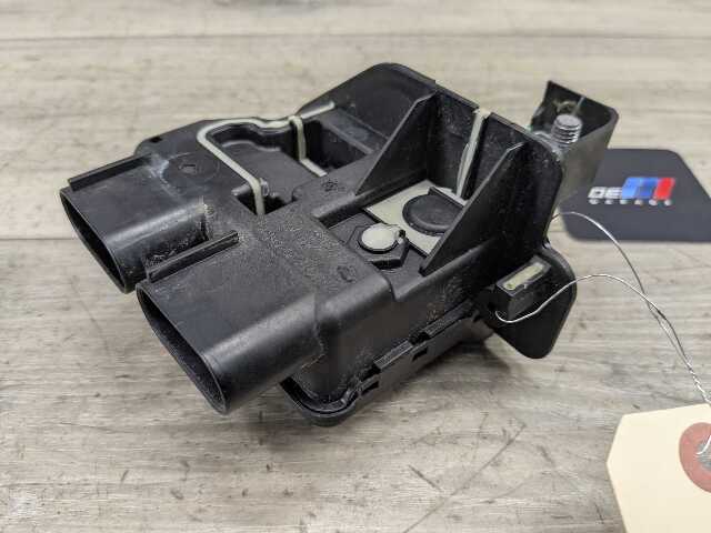 OEM BMW F15 F16 F85 F86 X5 X6 Battery Distribution B+ Junction Terminal Module