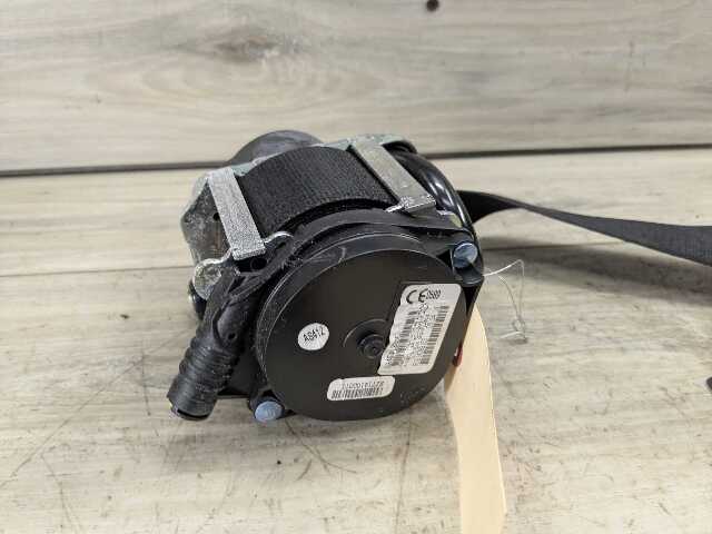 OEM BMW F15 F16 F85 F86 X5 X6 Front Right Passenger Seat Belt Retractor Black
