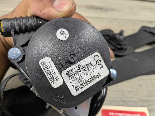 OEM BMW F15 F16 F85 F86 X5 X6 Front Right Passenger Seat Belt Retractor Black