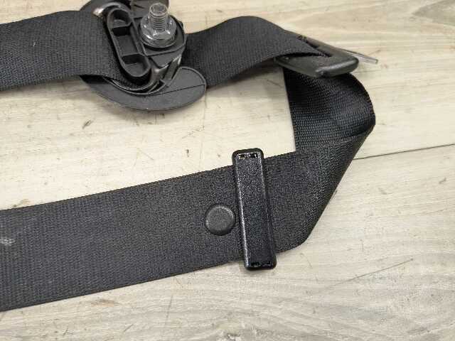OEM BMW F15 F16 F85 F86 X5 X6 Front Right Passenger Seat Belt Retractor Black