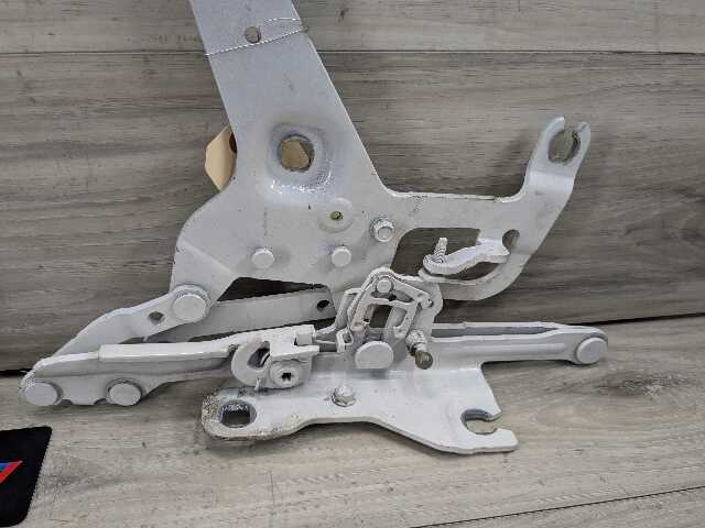 OEM BMW F15 F16 F85 F86 X5 X6 Left Right Hood Hinge Support Bracket SET Gray