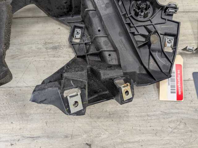 OEM BMW F15 F16 F85 F86 X5 X6 Front Left Driver Fender Mount Support Brackets