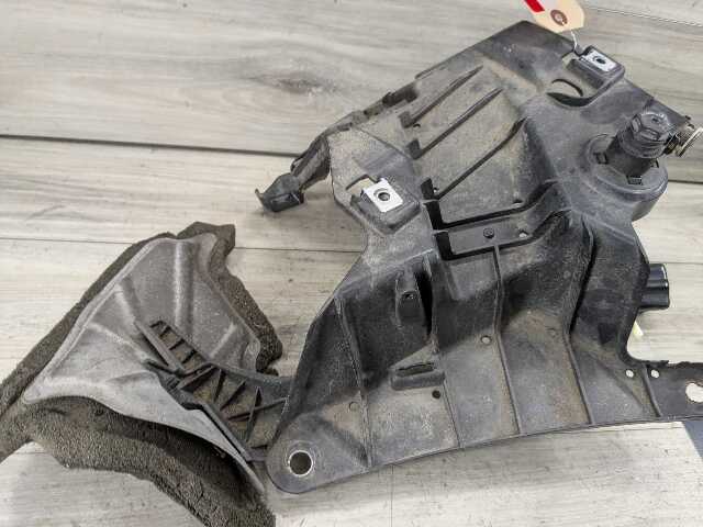 OEM BMW F15 F16 F85 F86 X5 X6 Front Left Driver Fender Mount Support Brackets