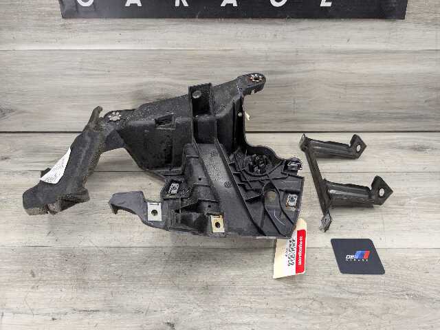 OEM BMW F15 F16 F85 F86 X5 X6 Front Left Driver Fender Mount Support Brackets