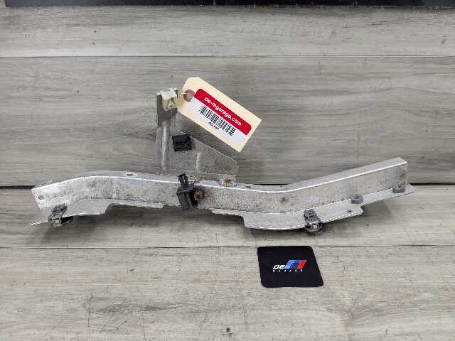 14-19 OEM BMW F15 F16 F85 X5 X6 Right Passenger Headlight Mount Support Bracket