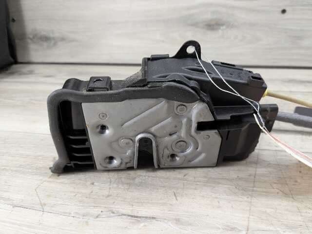 OEM BMW F15 F85 X5 X5M FRONT RIGHT PASSENGER Door Lock Latch Actuator SOFT CLOSE