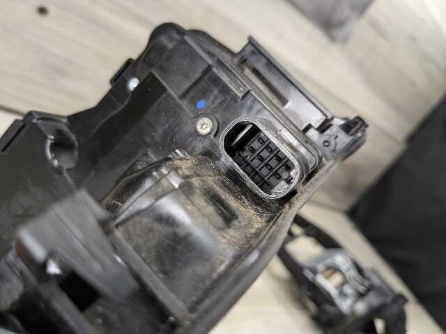 OEM BMW F15 F85 X5 X5M FRONT RIGHT PASSENGER Door Lock Latch Actuator SOFT CLOSE
