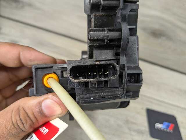14-18 OEM BMW F15 X5 REAR RIGHT PASSENGER Door Lock Latch Actuator SOFT CLOSE