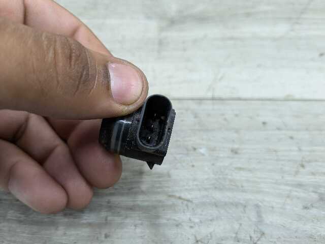 OEM BMW F15 F16 F48 F90 F97 G01 G12 G30 X1 X3 X5 Bumper Parking PDC Sensor Gray