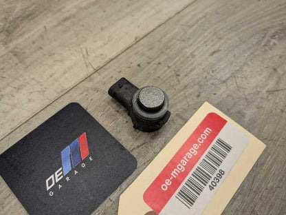 OEM BMW F15 F16 F48 F90 F97 G01 G12 G30 X1 X3 X5 Bumper Parking PDC Sensor Gray