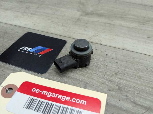 OEM BMW F15 F16 F48 F90 F97 G01 G12 G30 X1 X3 X5 Bumper Parking PDC Sensor Gray
