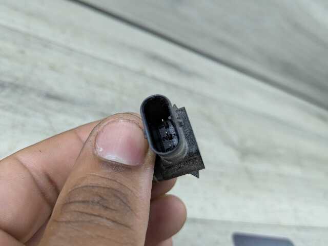 OEM BMW F15 F16 F48 F90 F97 G01 G12 G30 X1 X3 X5 Bumper Parking PDC Sensor Gray