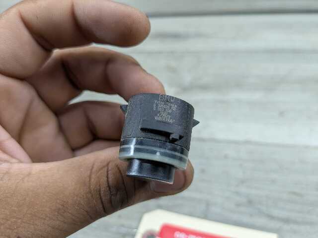 OEM BMW F15 F16 F48 F90 F97 G01 G12 G30 X1 X3 X5 Bumper Parking PDC Sensor Gray