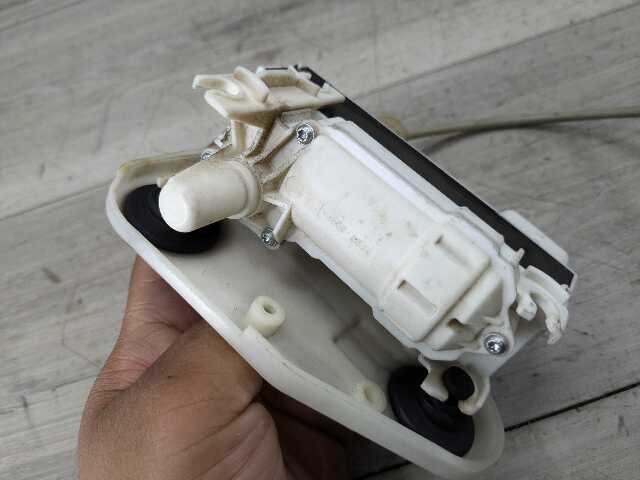 14-18 OEM BMW F15 X5 FRONT RIGHT PASSENGER Door Lock Latch Actuator SOFT CLOSE