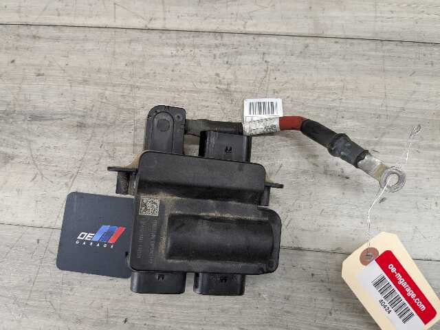 OEM BMW F15 F16 F85 F86 X5 X6 Battery Distribution B+ Junction Terminal Module