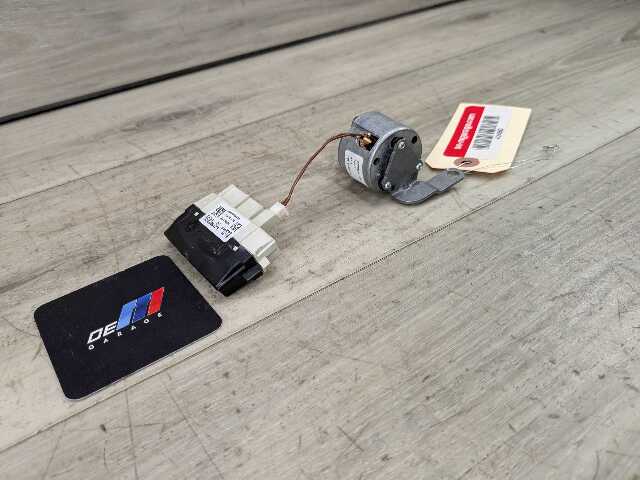 OEM BMW F02 F10 F15 F30 F36 Steering Wheel Lane Departure Module + Motor