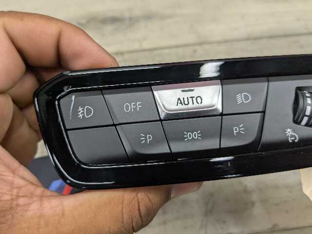 *OEM BMW G20 G22 G23 G26 330 430 PRE-LCI Headlight Control Switch Light Module