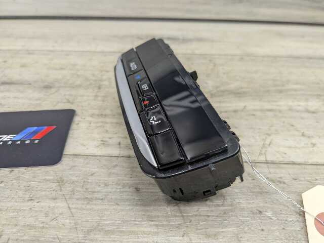 OEM BMW G20 G22 G23 G26 G42 G80 G82 AC Rear Heater Climate Control Switch Panel