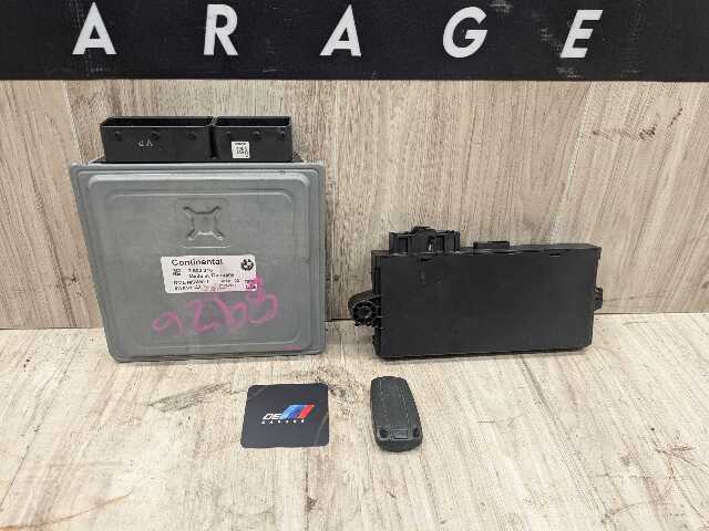 OEM BMW E82 E90 E92 AT Engine N51 DME ECU CAS3 Control Unit Computer Key MSV80