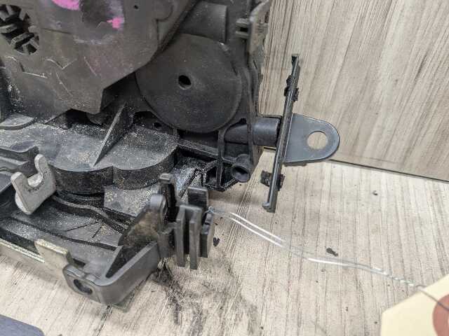 OEM BMW E70 E90 F10 F30 F36 F80 M3 REAR RIGHT Passenger Door Lock Latch Actuator