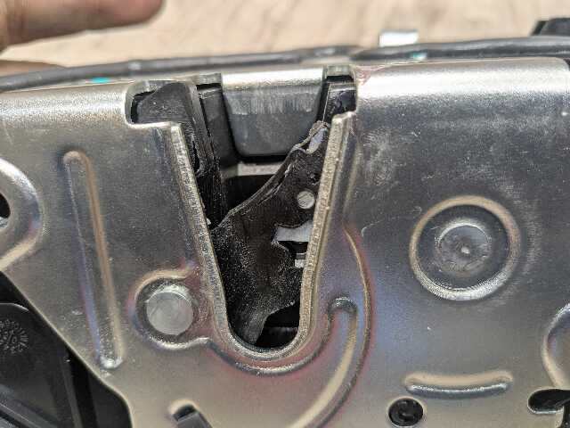 AFT* BMW E82 E90 F23 F30 F32 M4 X6 FRONT Left Diver Door Lock Latch Actuator
