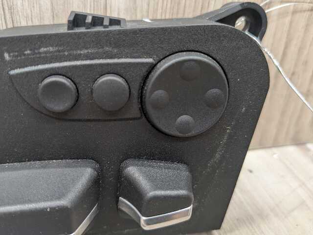 OEM BMW F01 F02 740 750 760 Front Right Passenger Seat Adjustment Control Switch