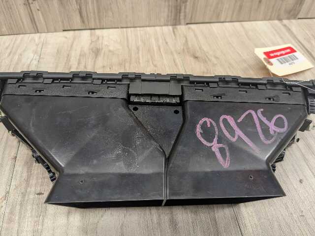 06-13 OEM BMW E90 E91 E92 E93 M3 Dashboard Center AC Air Vent Grille Trim