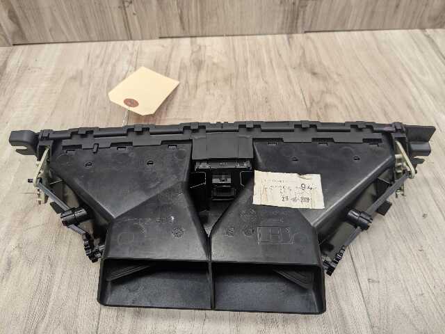 06-13 OEM BMW E90 E91 E92 E93 M3 Dashboard Center AC Air Vent Grille Trim