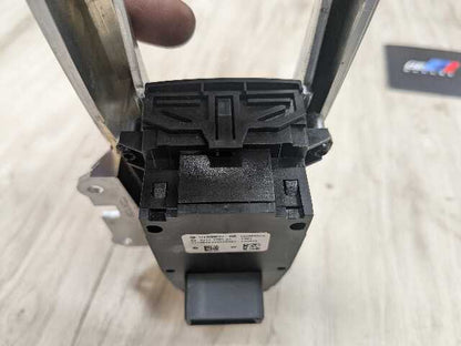 10-16 OEM BMW F01 F07 F02 550 750 Parking Brake Auto Hold Switch w/ Trim Panel