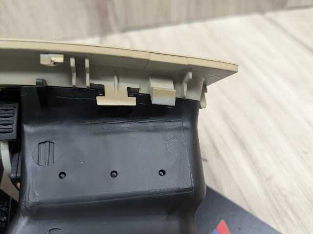 07-13 OEM BMW E92 328 335 Coupe Interior Central Console Rear Vent