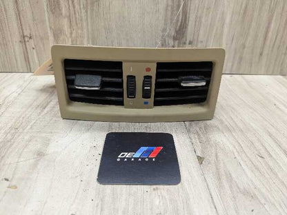 07-13 OEM BMW E92 328 335 Coupe Interior Central Console Rear Vent