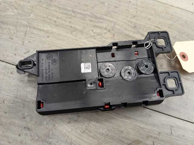 OEM BMW G20 G22 G23 G26 G80 G82 B+ Positive Battery Junction Terminal Fuse Box
