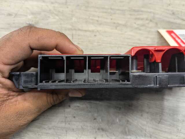 OEM BMW G20 G22 G23 G26 G80 G82 B+ Positive Battery Junction Terminal Fuse Box