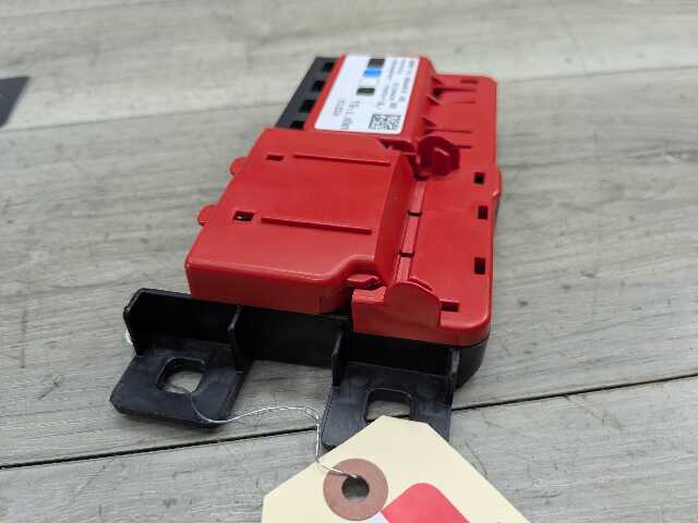 OEM BMW G20 G22 G23 G26 G80 G82 B+ Positive Battery Junction Terminal Fuse Box