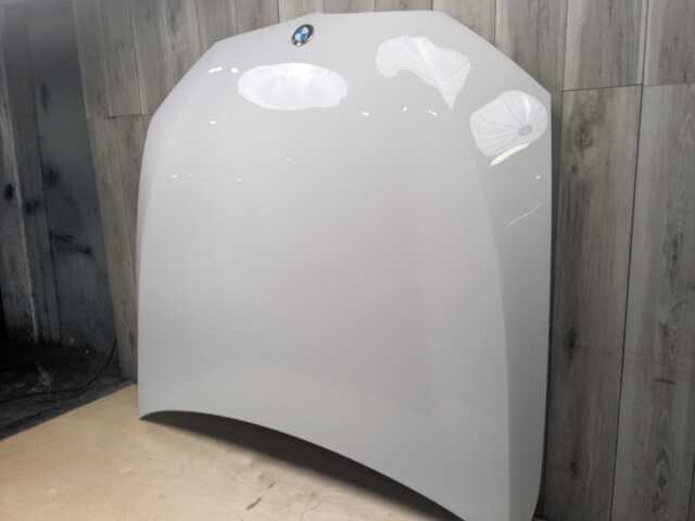 17-23 OEM BMW G30 G31 530 540 M550 Hood Panel Bonnet Shell White 300
